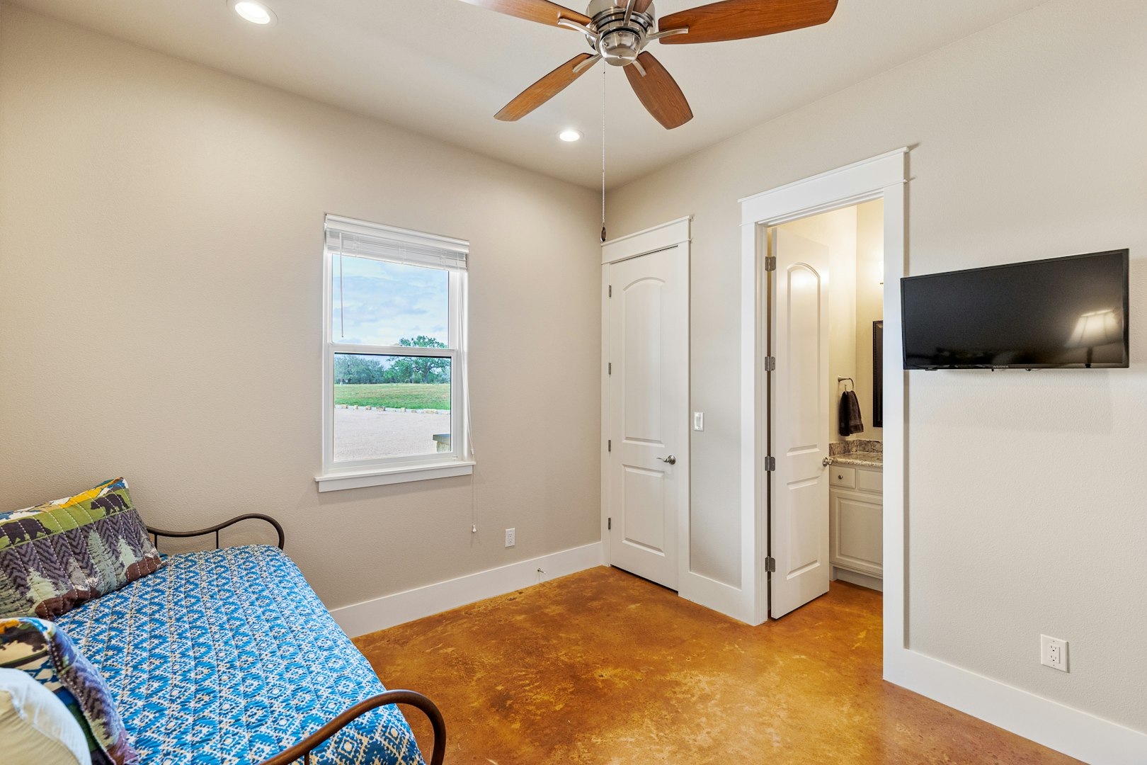 195 Chimney Cove Drive Marble Falls TX 78654