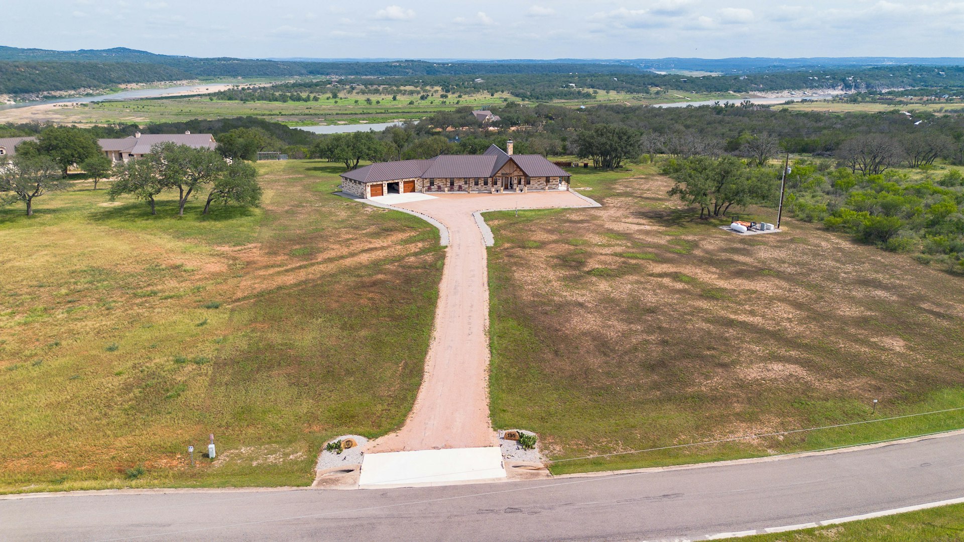 195 Chimney Cove Drive Marble Falls TX 78654