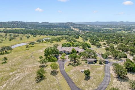 415 Hidden Hills Ranch Road Camp Verde TX 78010