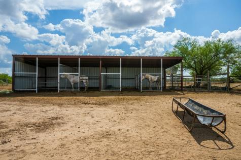 947 County Road 302 Sandia TX 78383