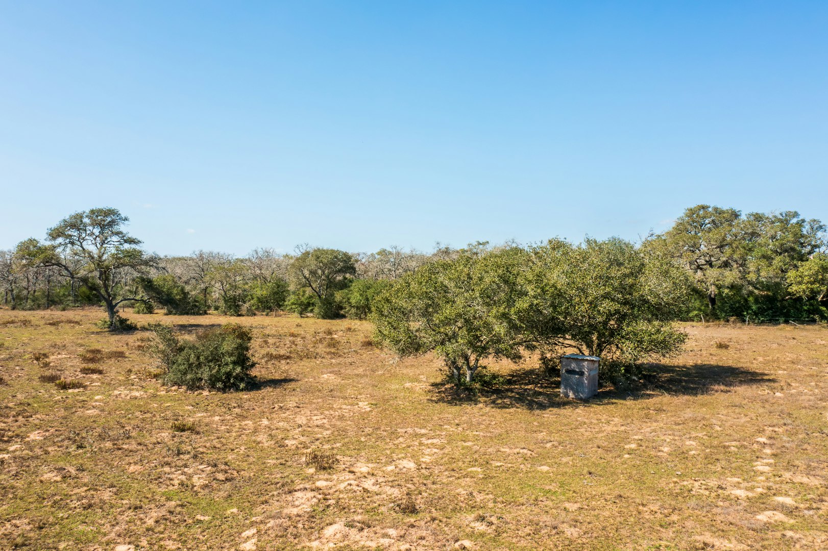 16297b Tx- 111 Yoakum TX 77995