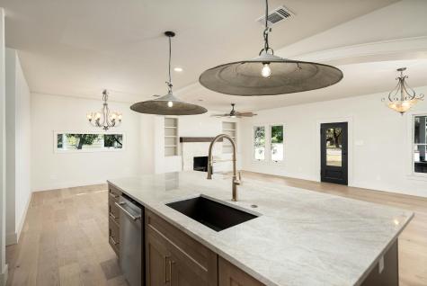 850 Estes Avenue Alamo Heights TX 78209