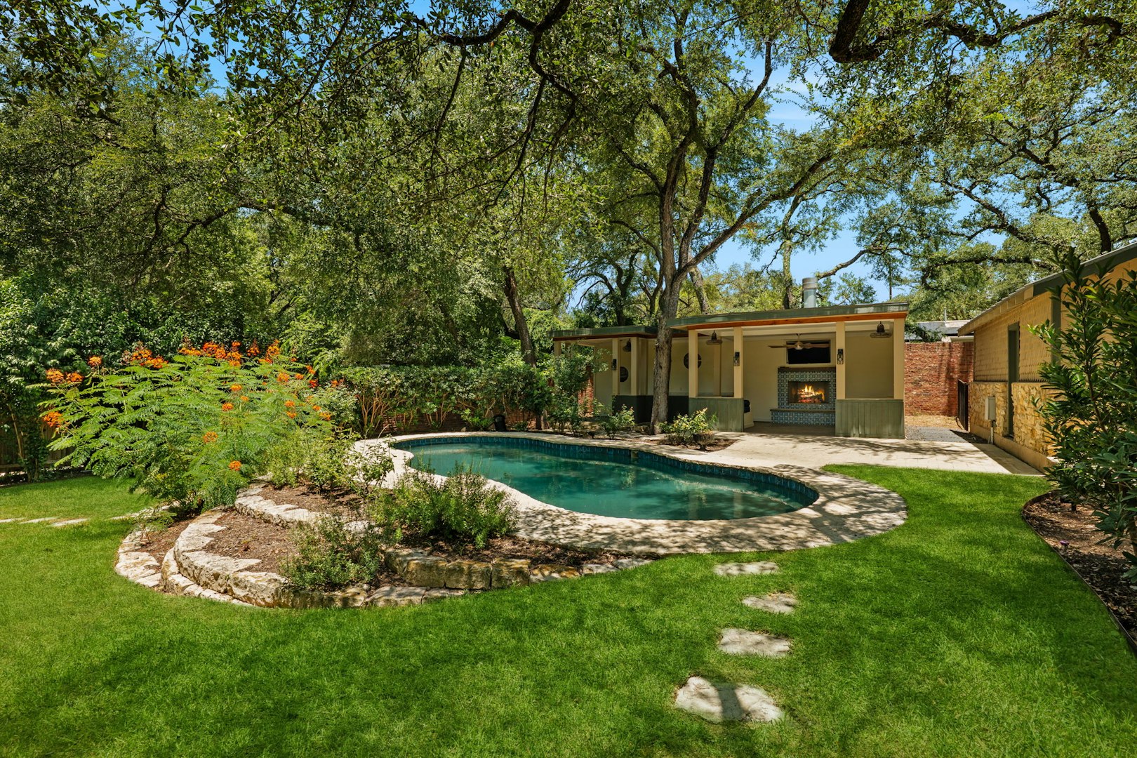 601 Castano Avenue San Antonio TX 78209