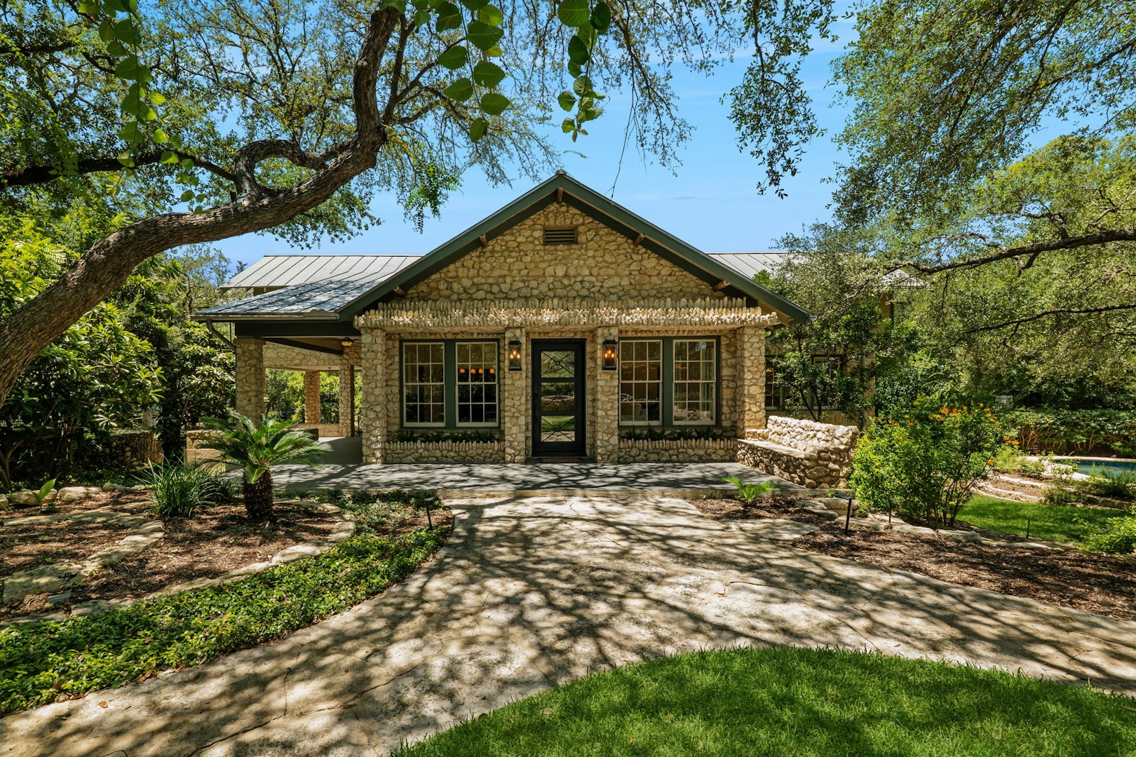 601 Castano Avenue San Antonio TX 78209