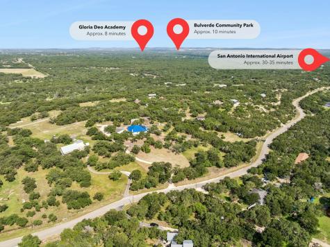271 Hidden Oaks Drive Bulverde TX 78163
