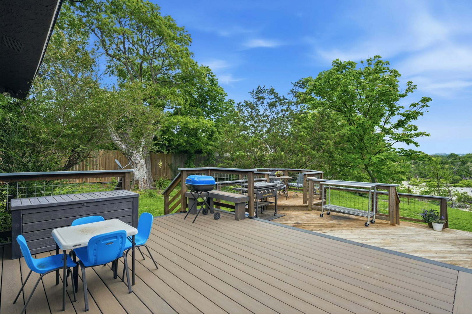 5987 Texas 27 Center Point TX 78010