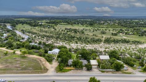5987 Texas 27 Center Point TX 78010