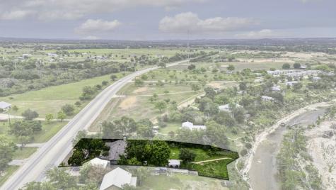 5987 Texas 27 Center Point TX 78010