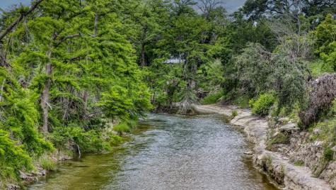 5987 Texas 27 Center Point TX 78010