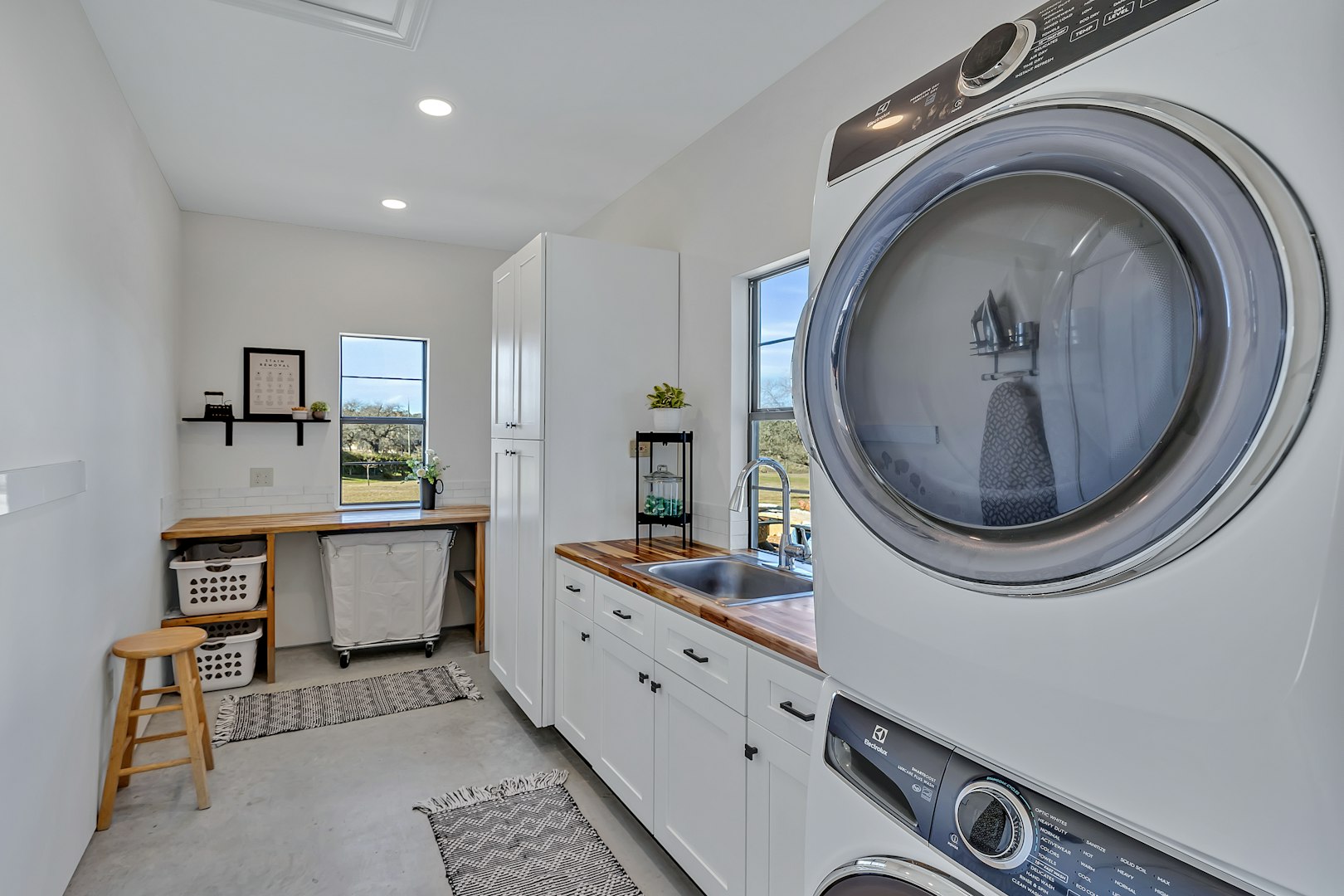 130 Overlook Drive Fredericksburg TX 78624