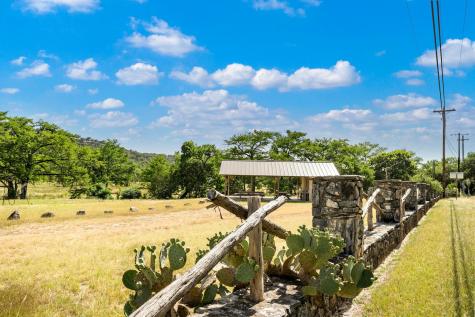 170 Overland Trail West Hunt TX 78024