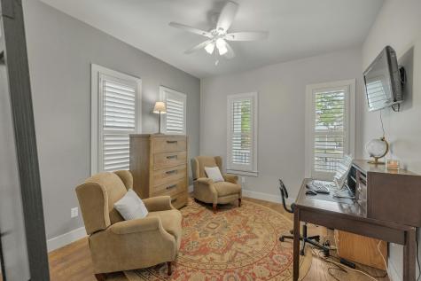 728 East Guenther Street San Antonio TX 78210
