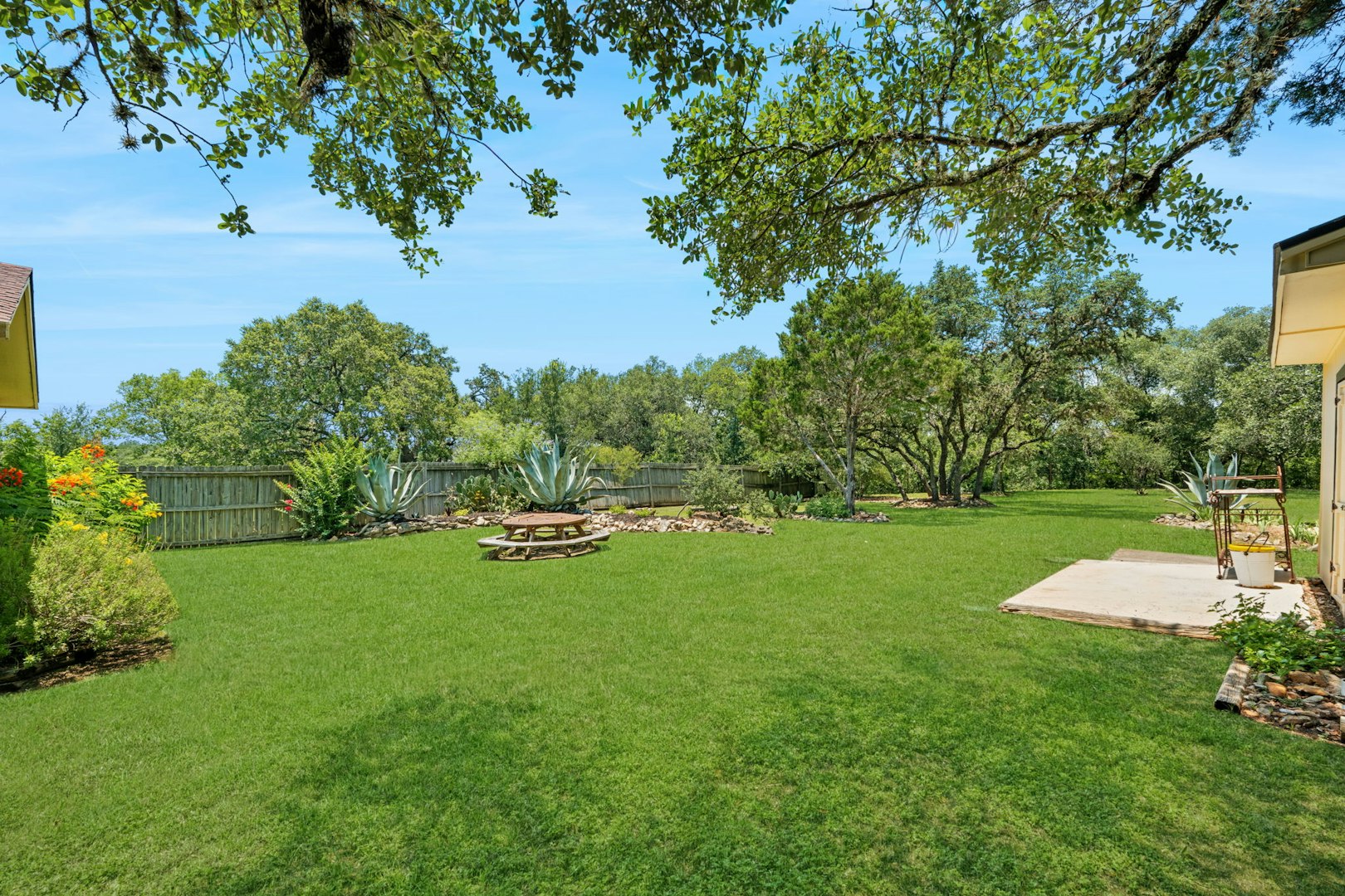 532 North School Street Boerne TX 78006