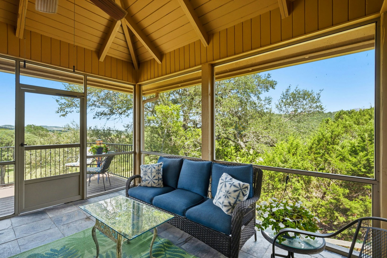 100 Tapatio Drive West Boerne TX 78006