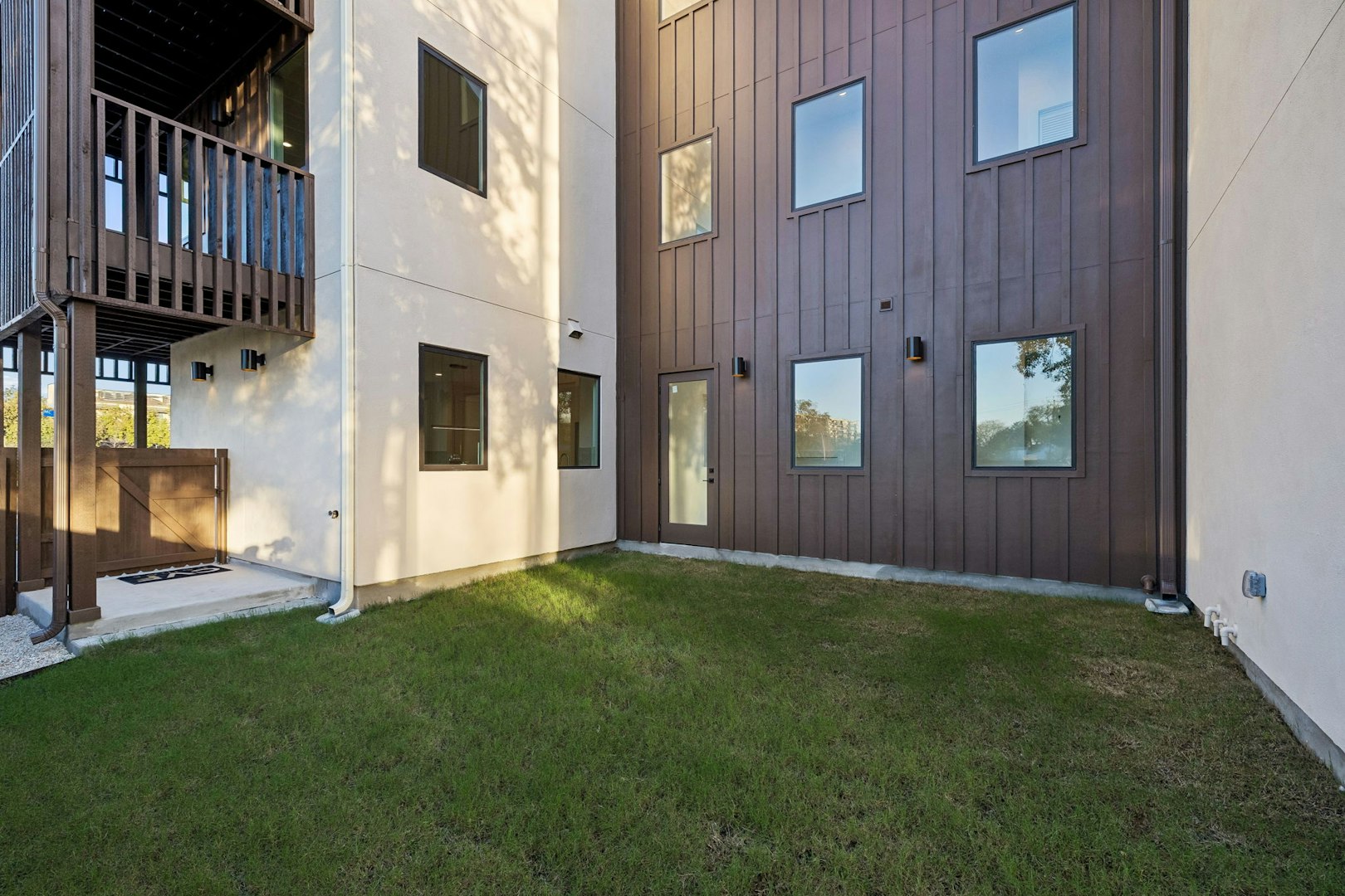 502 Mcmonigal Place San Antonio TX 78210