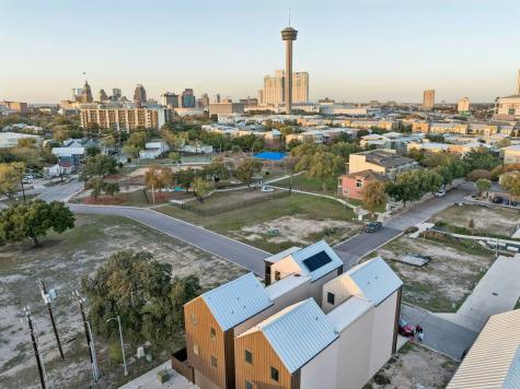502 Mcmonigal Place San Antonio TX 78210