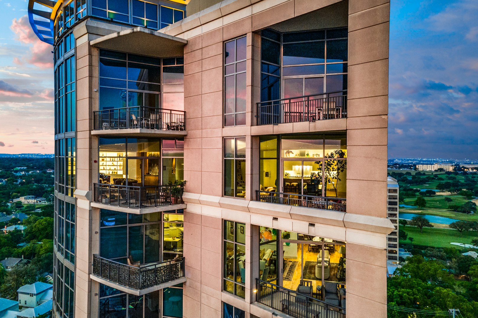 4242 Broadway, San Antonio TX 1614140 Phyllis Browning Company