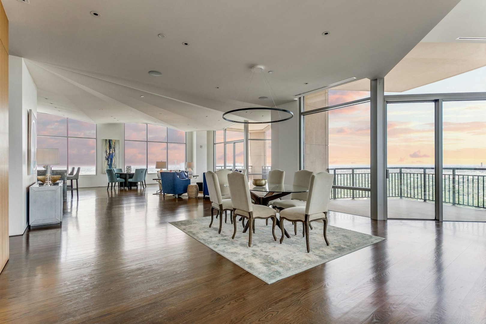 4242 Broadway San Antonio TX 78209