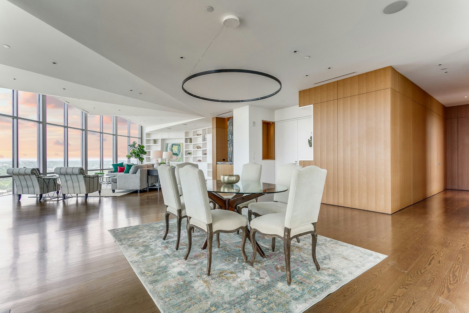 4242 Broadway, San Antonio TX 1614140 Phyllis Browning Company