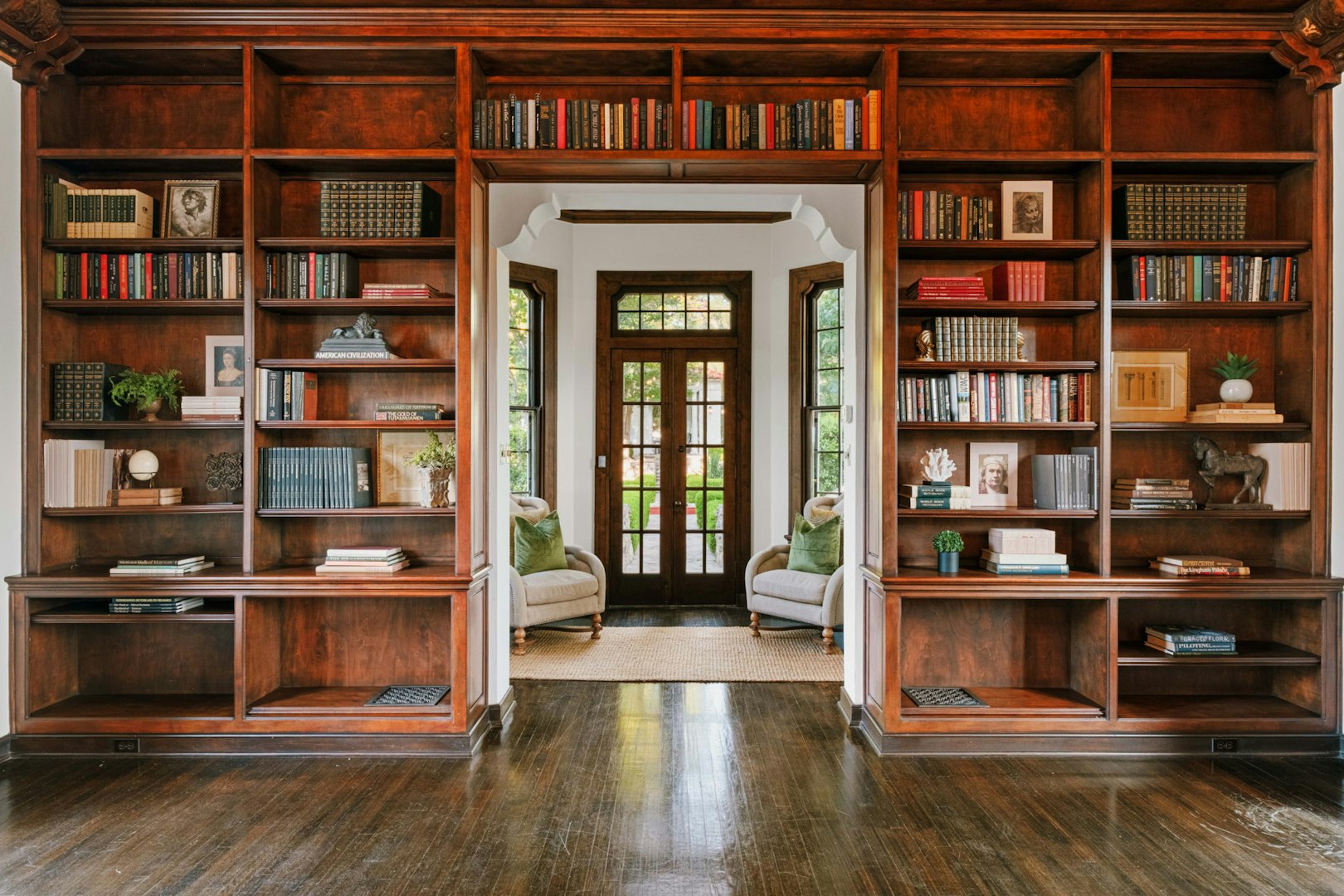 131 West Lynwood Avenue San Antonio TX 78212