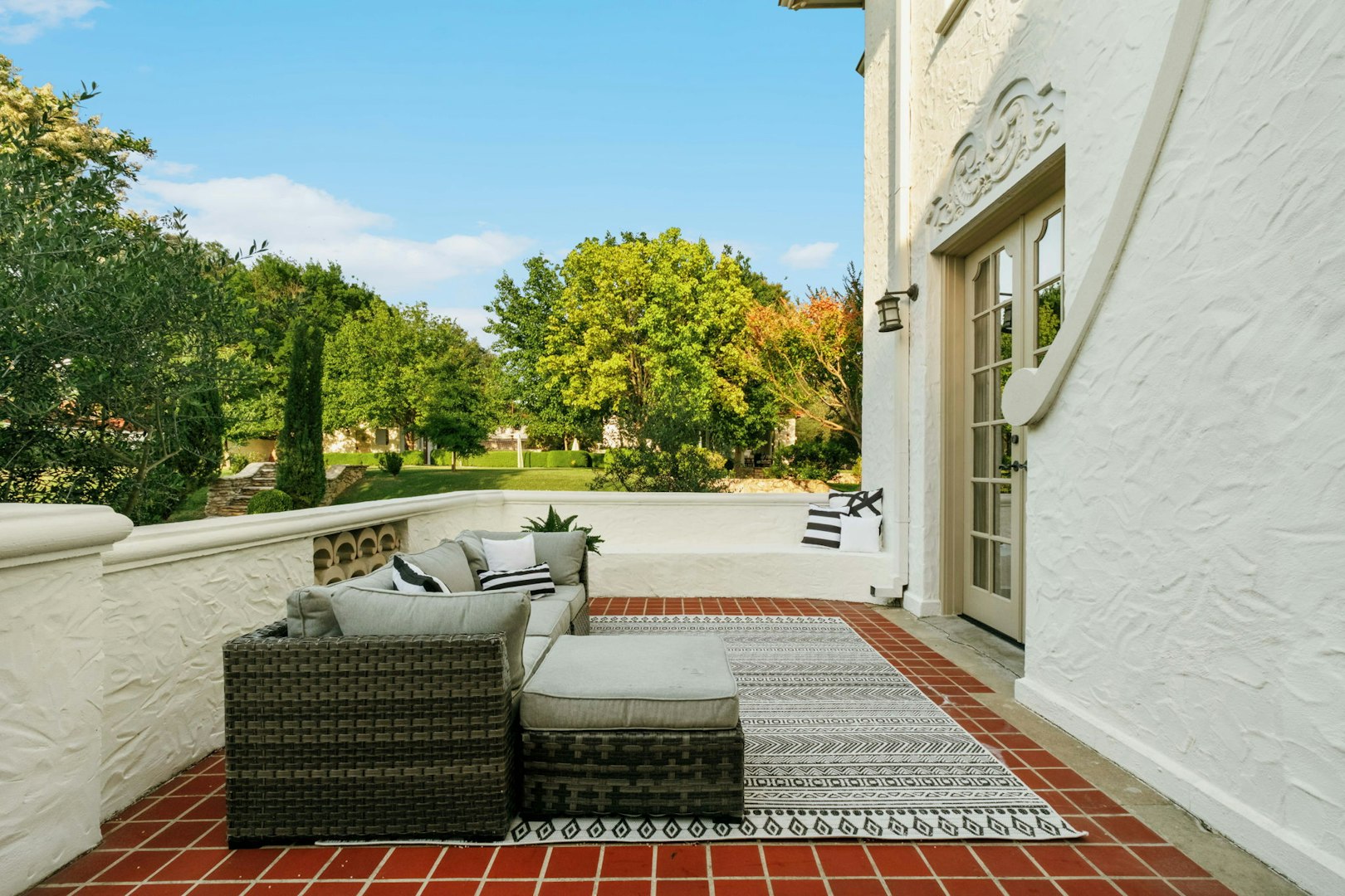 131 West Lynwood Avenue San Antonio TX 78212