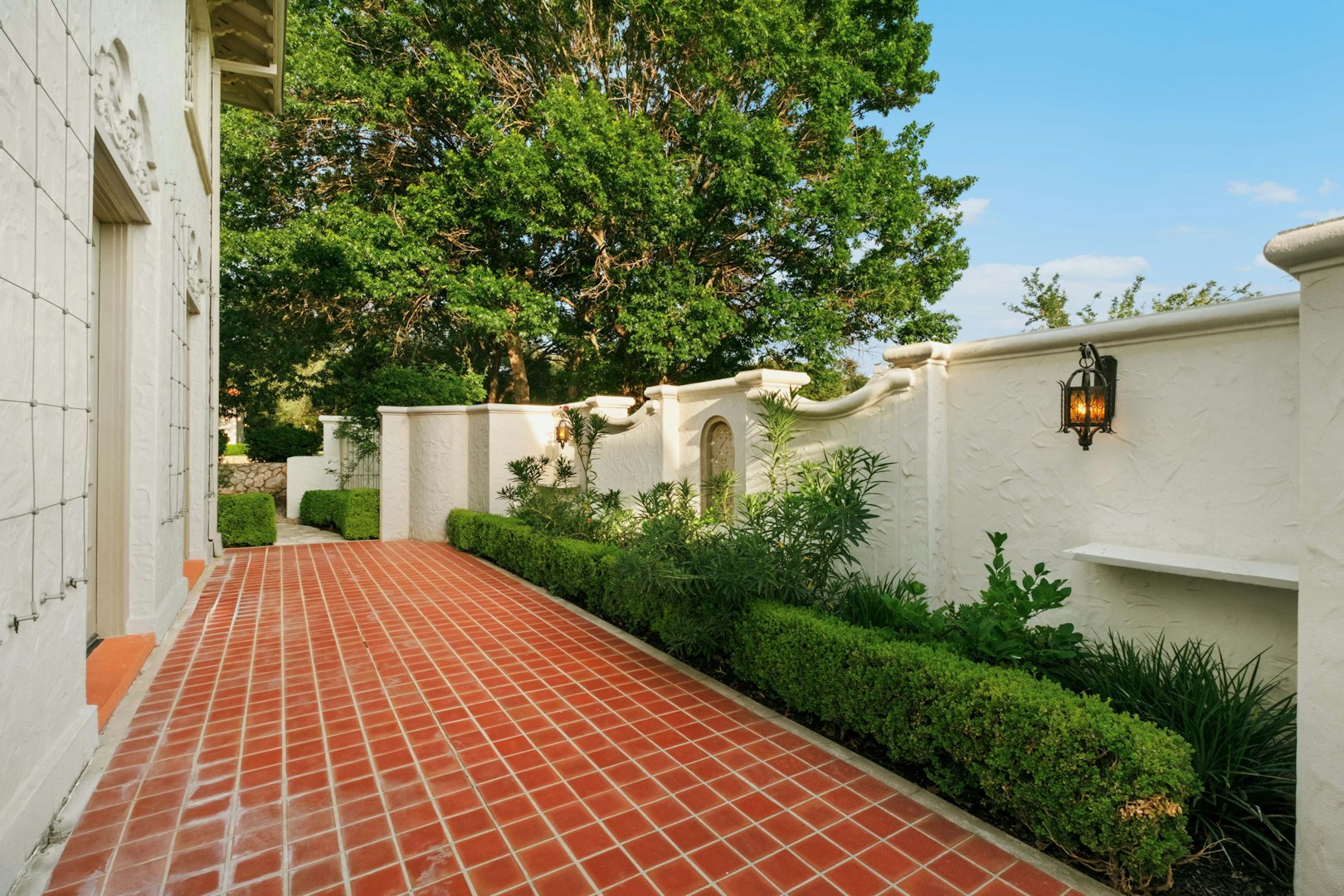 131 West Lynwood Avenue San Antonio TX 78212