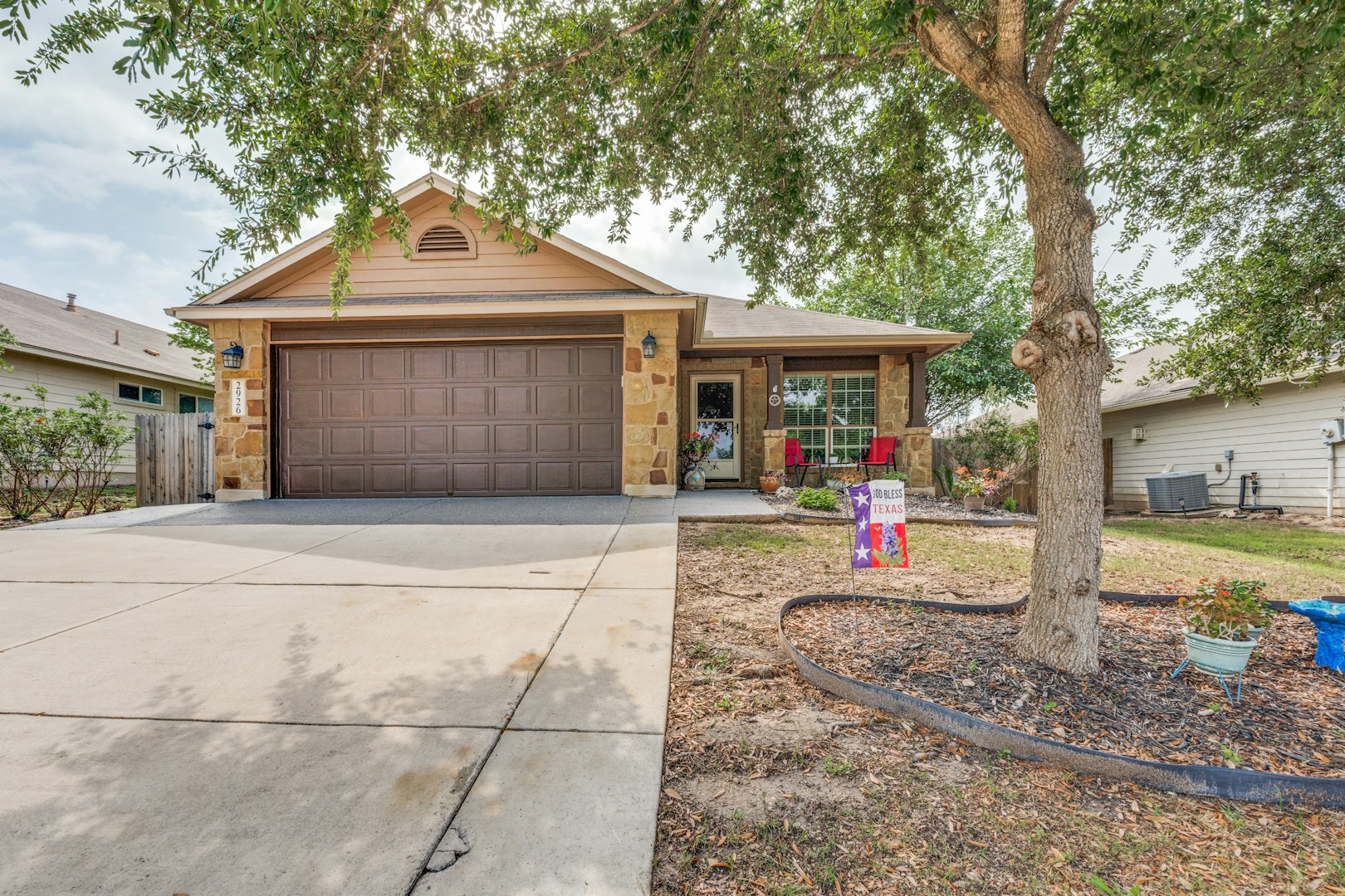 New Braunfels TX, 2926 Oak Branch Ridge