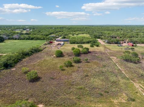 4040-4050 Christine TX 78012