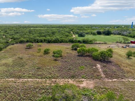 4040-4050 Christine TX 78012