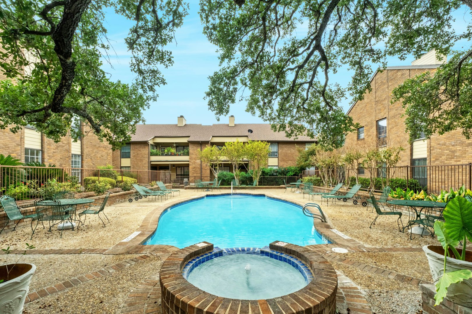 3605 Hidden Drive F4 San Antonio TX 78217
