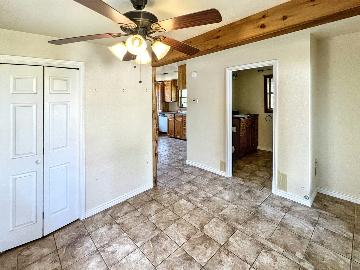 2090 East Us Highway 90 Seguin TX 78155