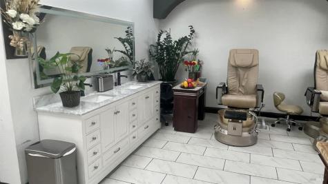 449 Center Street Healdsburg CA 95448