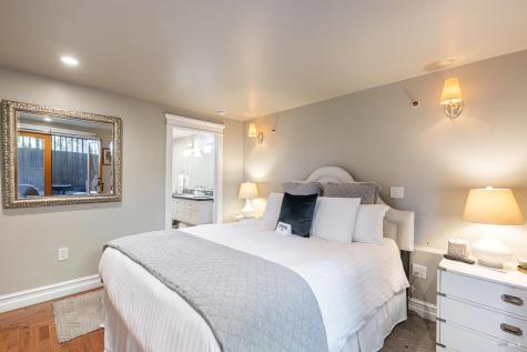 25 W Grant Street Healdsburg CA 95448