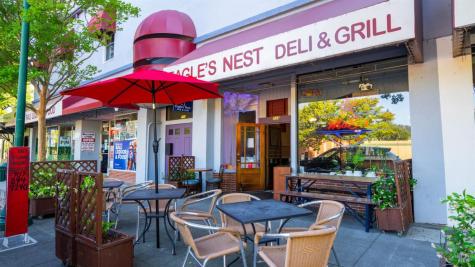 113 N Cloverdale Boulevard Cloverdale CA 95425