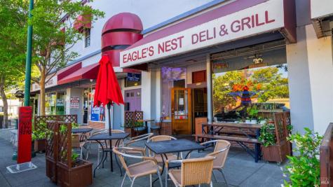 113 N Cloverdale Boulevard Cloverdale CA 95425