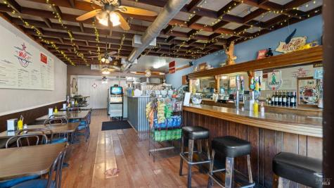 113 N Cloverdale Boulevard Cloverdale CA 95425