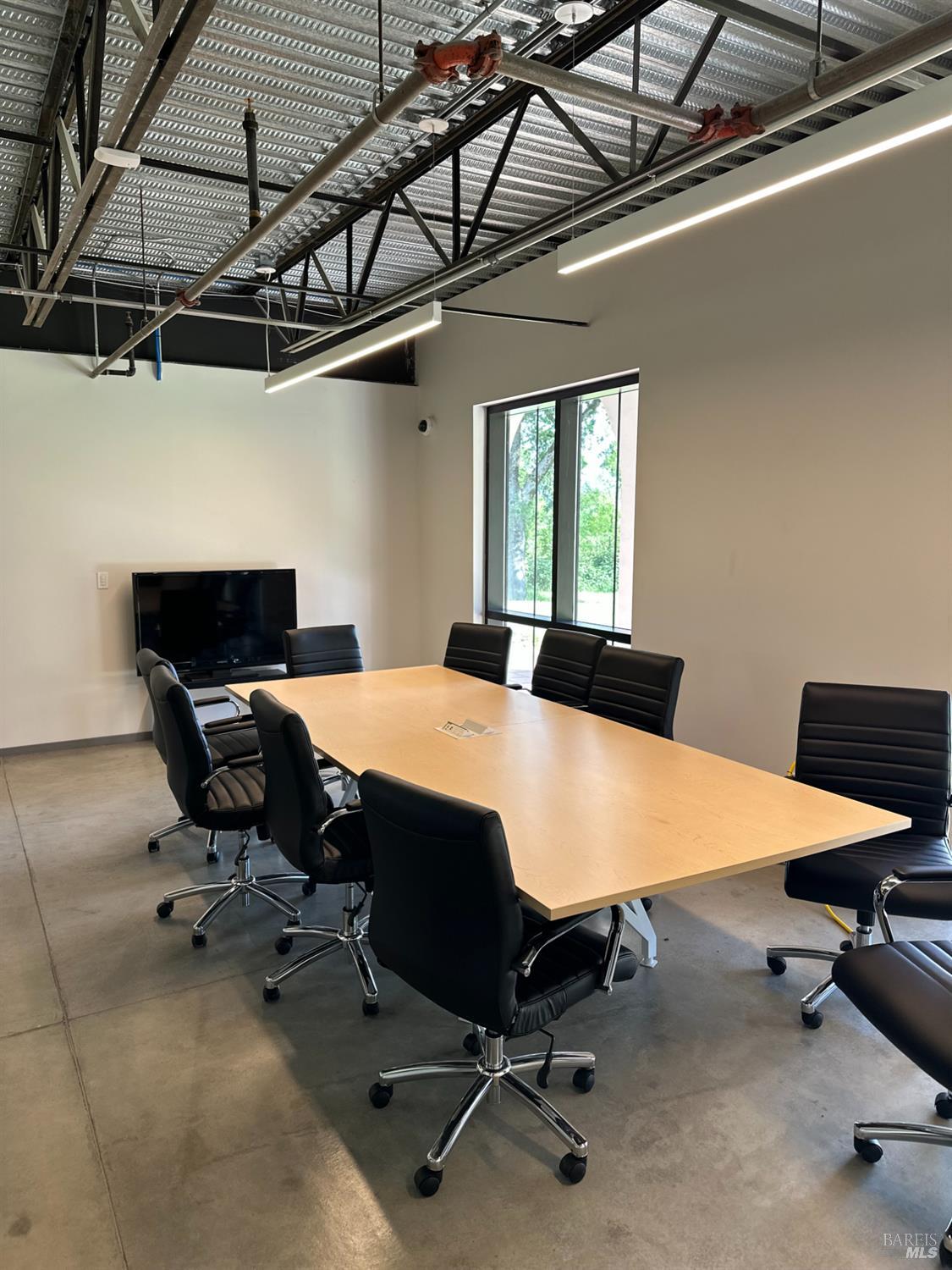 1825 Airport Road Ukiah CA 95482