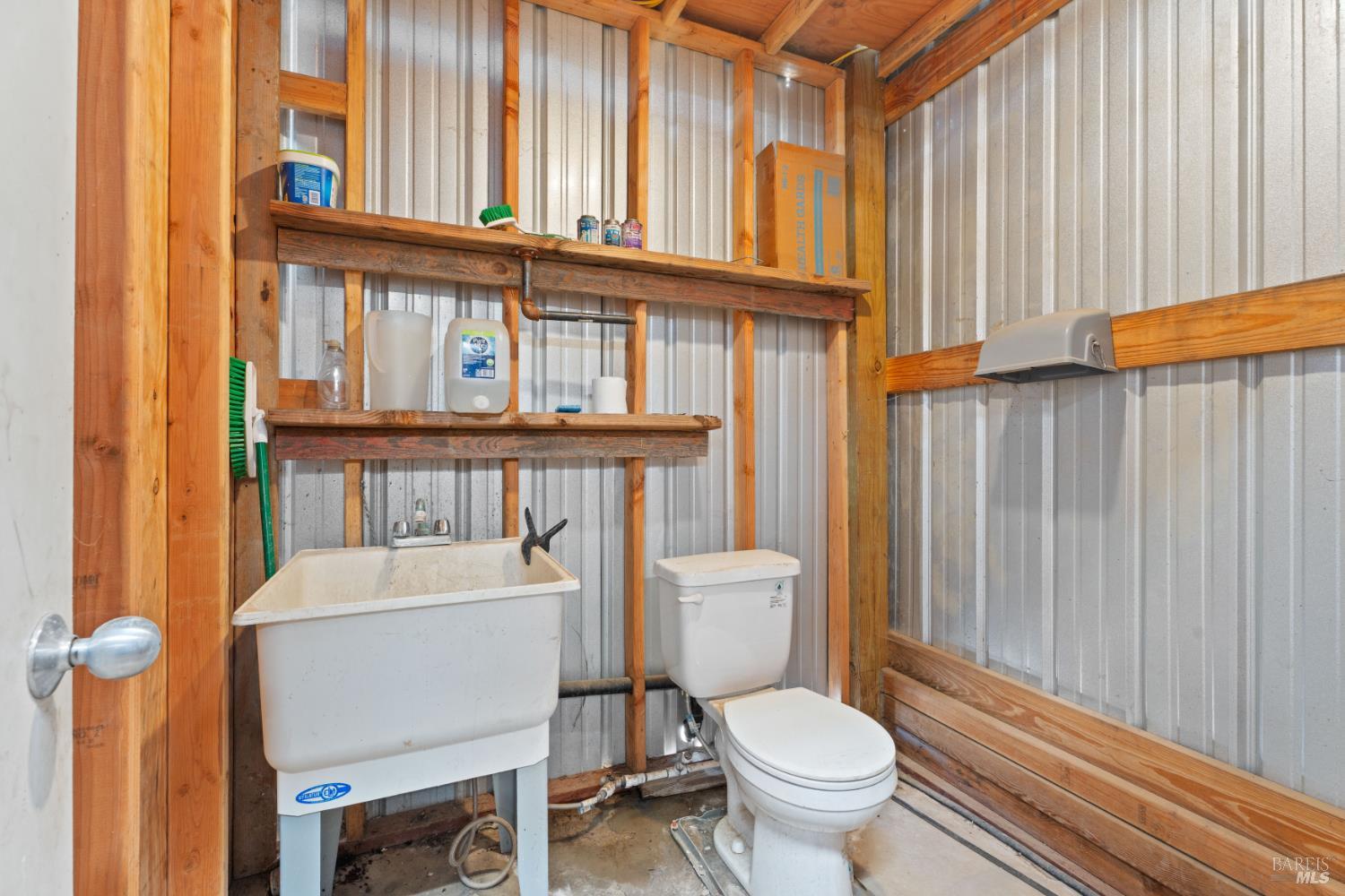 3400 Old River Road Ukiah CA 95482