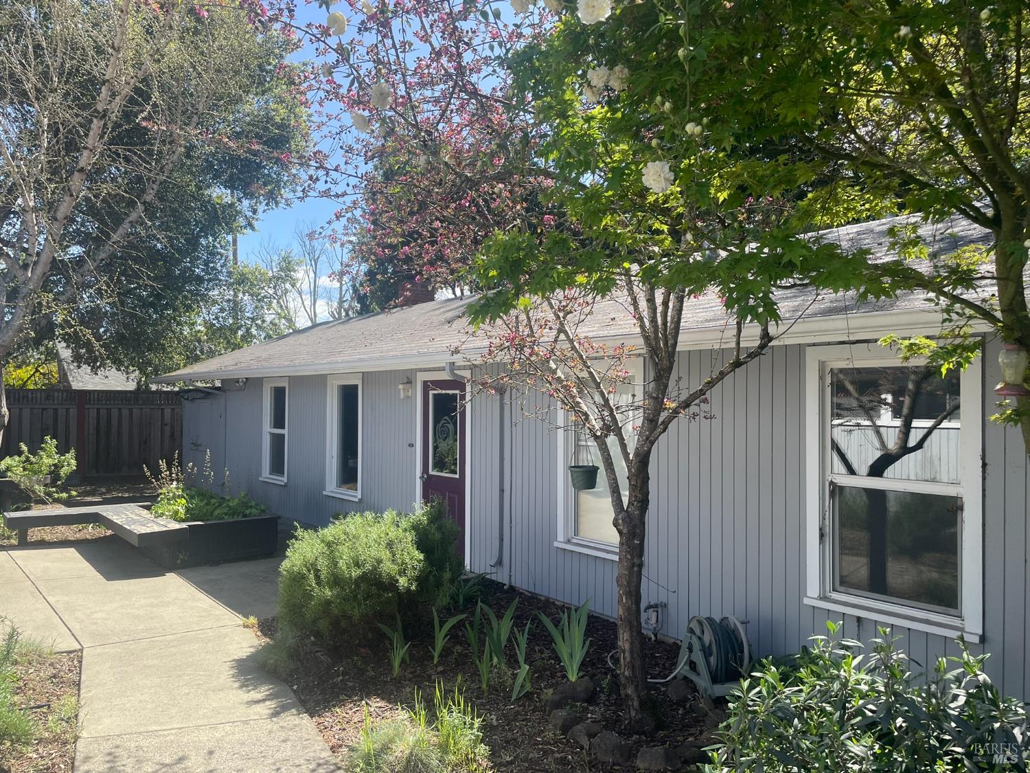 551-583 Summerfield Road Santa Rosa CA 95405