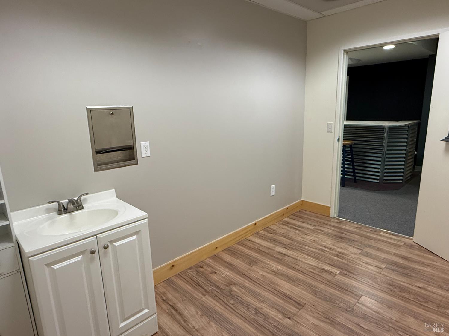 8911 Lakewood Drive Windsor CA 95492