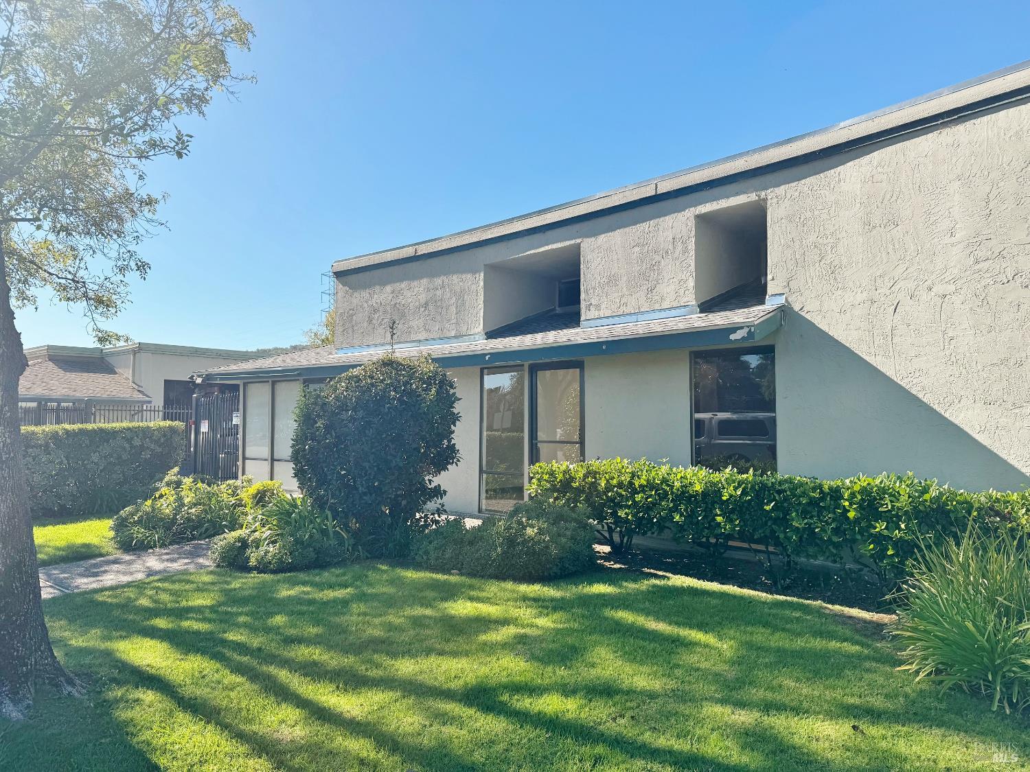 14 Commercial Boulevard Novato CA 94949