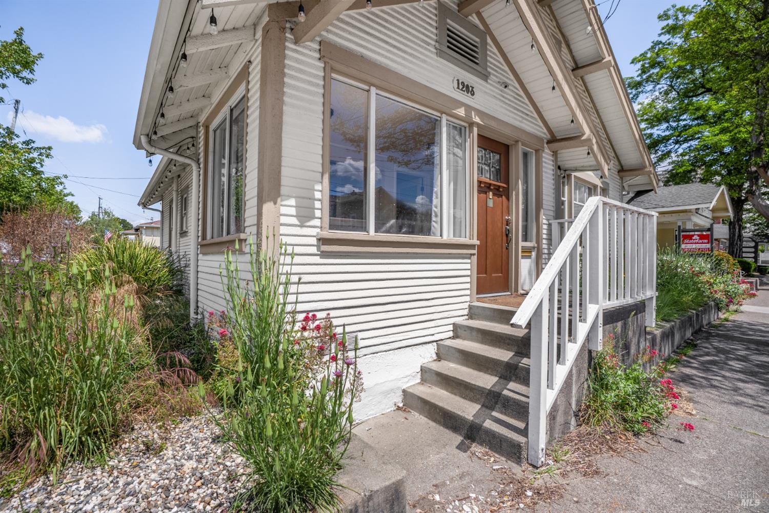 1203 College Avenue Santa Rosa CA 95404