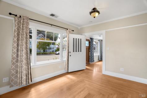 1203 College Avenue Santa Rosa CA 95404