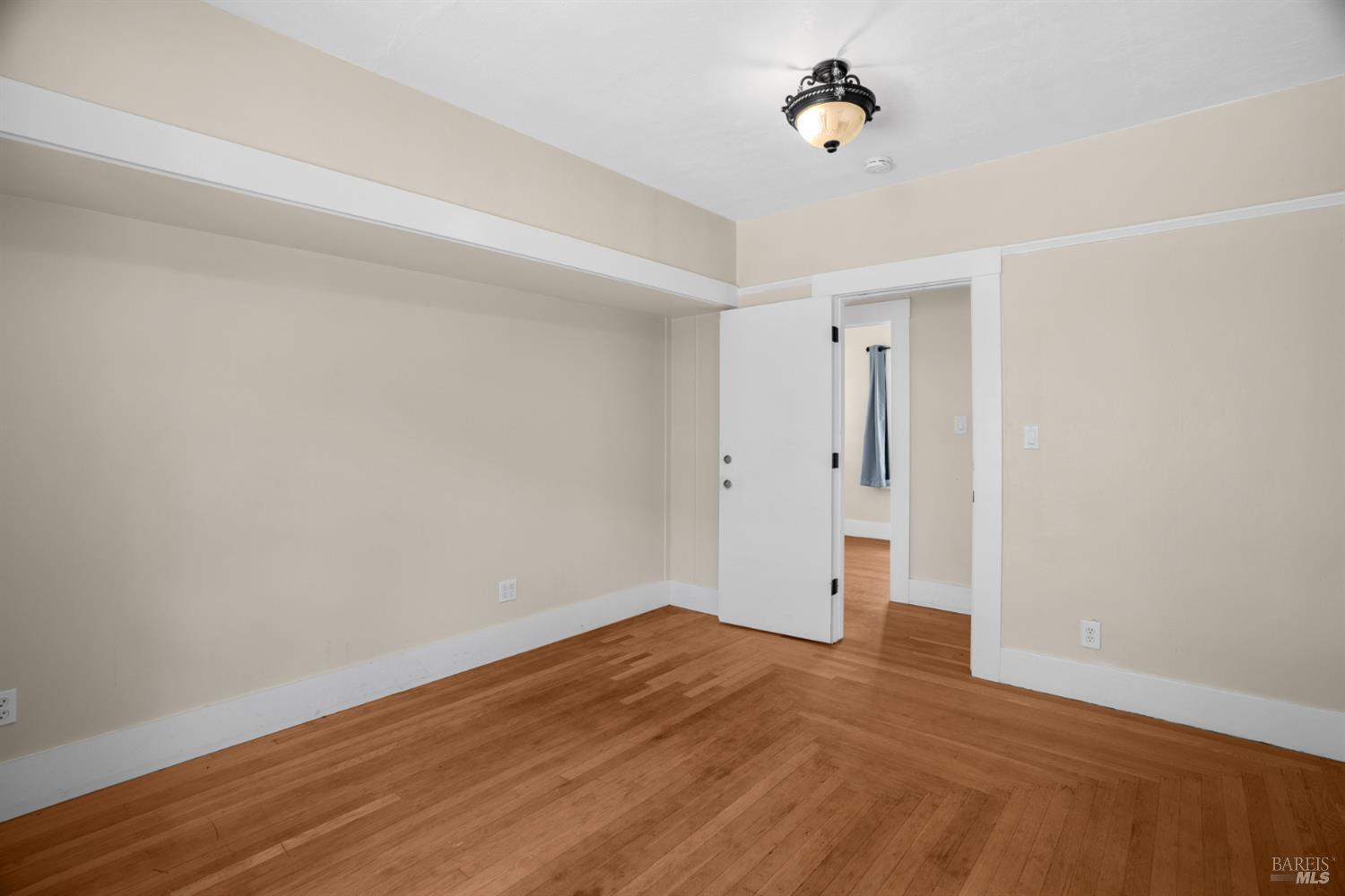 1203 College Avenue Santa Rosa CA 95404