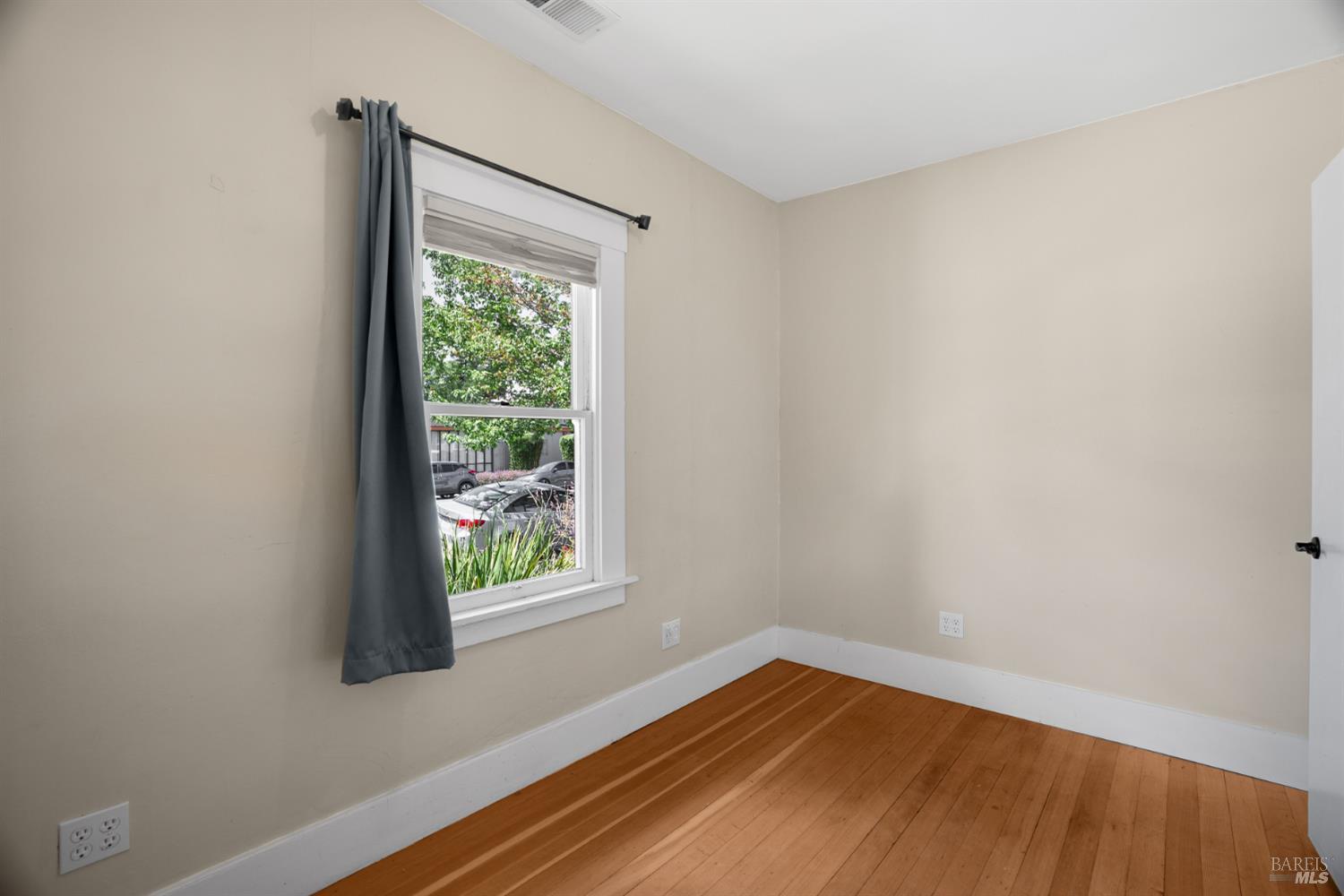 1203 College Avenue Santa Rosa CA 95404