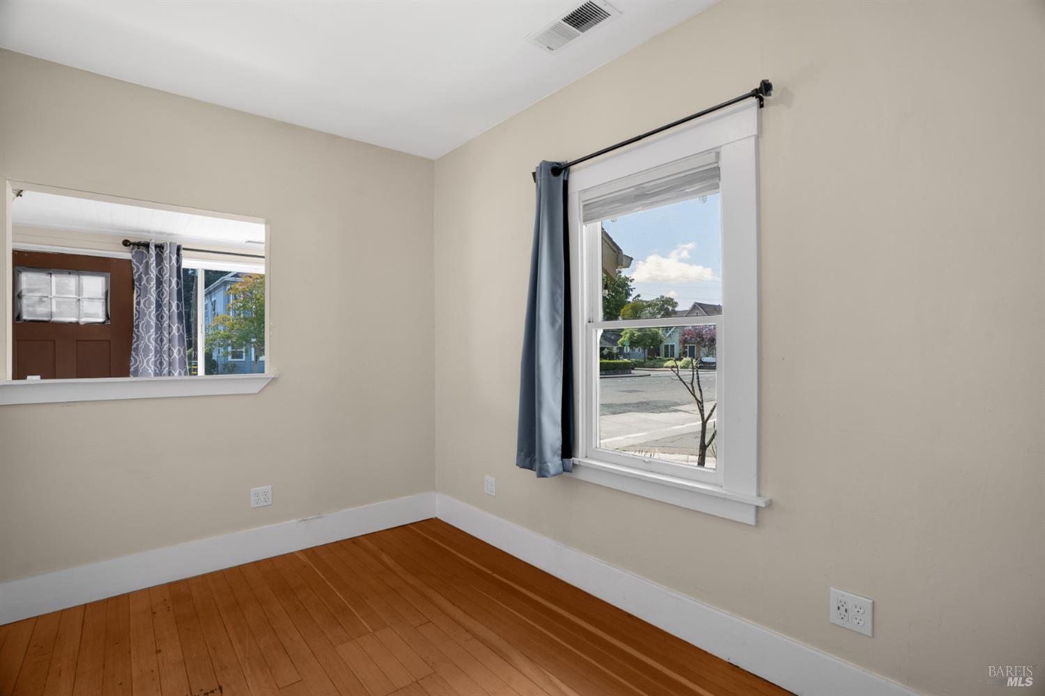 1203 College Avenue Santa Rosa CA 95404