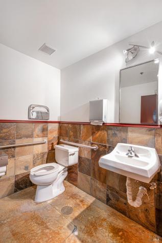 810 Denbeste Court Windsor CA 95492