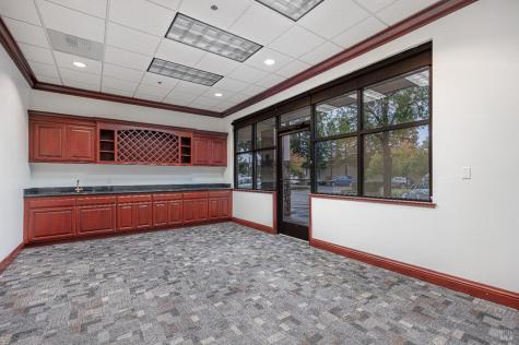 810 Denbeste Court Windsor CA 95492