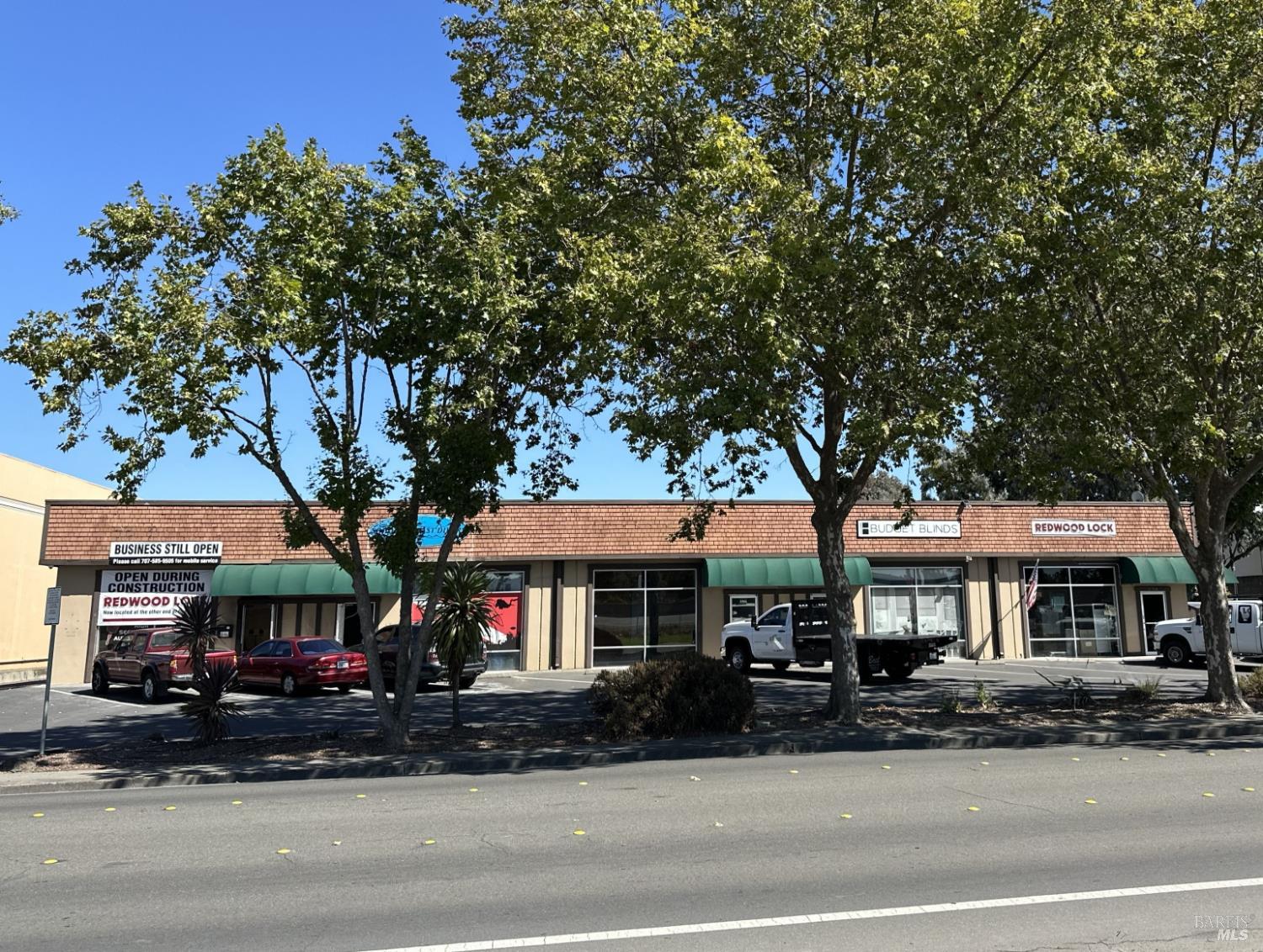 5700-5708 Commerce Boulevard Rohnert Park CA 94928