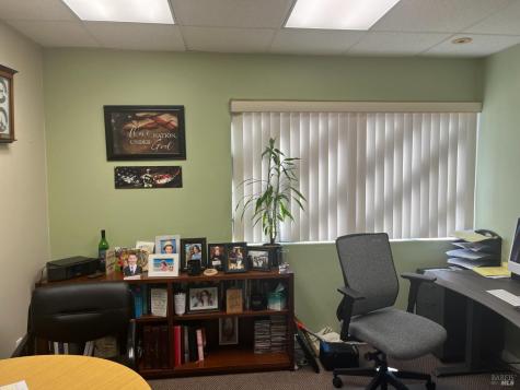 7646 Bell Road Windsor CA 95492